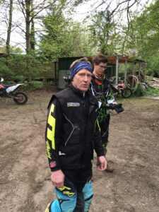 Foto 16.04.16, 15 46 00